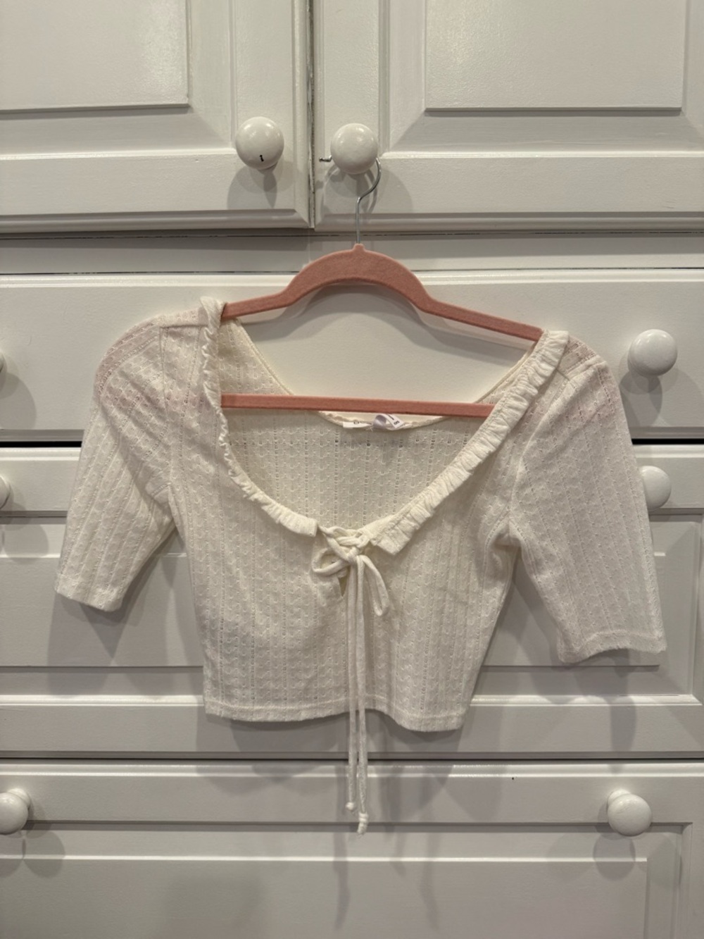 BCBGeneration Women's Cream Tie-Front Cropped Knit Top